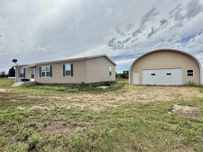 /international/us/19225-prairie-hills-road-belle-fourche-sd-110102149008/