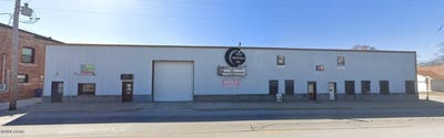 /international/us/220-n-madison-street-webb-city-mo-110107480810/