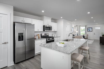/international/us/3304-primrose-drive-navassa-nc-110093320931/