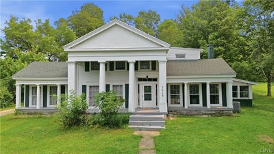 /international/us/7512-east-street-newport-ny-110109826488/