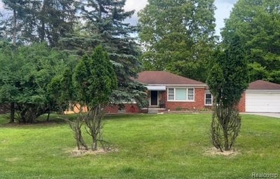 /international/us/23409-ranch-hill-drive-w-southfield-mi-110102030744/