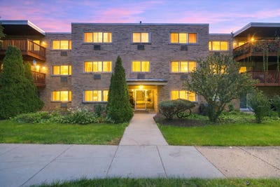 /international/us/702-dempster-street-mount-prospect-il-110120044437/