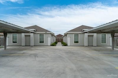 /international/us/1009-w-la-pointe-avenue-mission-tx-110099517810/