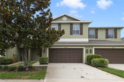 /international/us/20214-water-hickory-place-tampa-fl-110100022623/