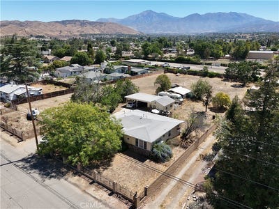 /international/us/12583-15th-street-yucaipa-ca-110120510291/