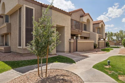 /international/us/1905-e-university-drive-tempe-az-110106982874/