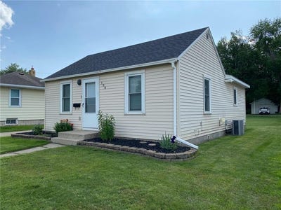 /international/us/108-20th-street-s-benson-mn-110100332576/