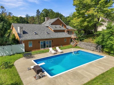 /international/us/2-stanton-drive-newburgh-ny-110119944671/