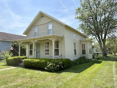 /international/us/402-s-elm-street-three-oaks-mi-110101231482/?lang=de