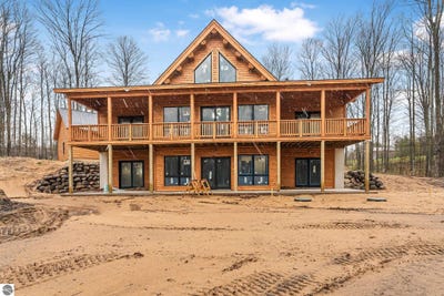 /international/us/2609-big-sky-road-kingsley-mi-110099438914/