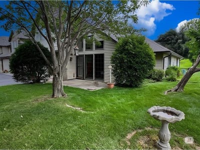 /international/us/2345-cottage-drive-stillwater-mn-110101433886/