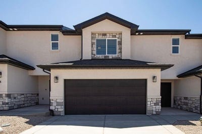 /international/us/668-e-fiddlers-canyon-rd-cedar-city-ut-110107376155/