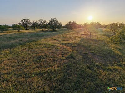 /international/us/638-main-loop-road-lot-9-waelder-tx-110107957846/