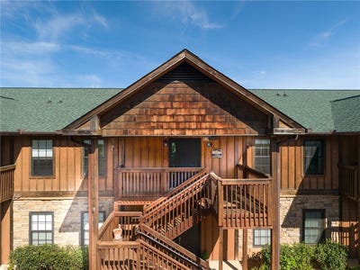 /international/us/312-kill-devil-hill-drive-unit-condo-k-six-mile-sc-110098884677/