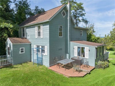 /international/us/3496-florence-street-binghamton-ny-110110294862/