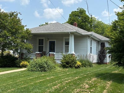 /international/us/608-first-ave-farmville-va-110101296208/?lang=it