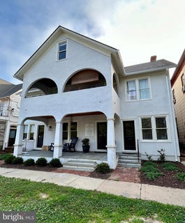 /international/us/302-park-row-chestertown-md-110106925297/