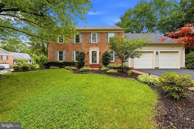 /international/us/8900-kenilworth-drive-burke-va-110108360133/