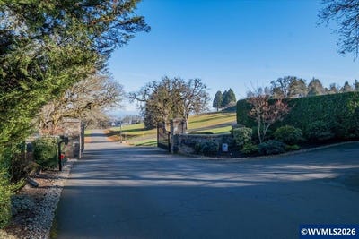 /international/us/8216-enchanted-ridge-ct-se-turner-or-110107165645/