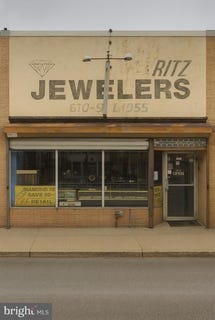 /international/us/6919-ludlow-street-upper-darby-pa-110100591721/