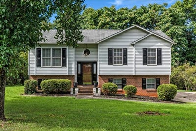 /international/us/1205-brookhill-park-drive-rural-hall-nc-110101231085/