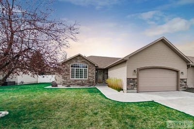 /international/us/325-tapitio-drive-idaho-falls-id-110100420858/