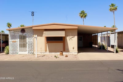 /international/us/2605-s-tomahawk-road-apache-junction-az-110108229428/
