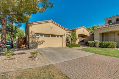 /international/us/2037-w-periwinkle-way-chandler-az-110105022051/
