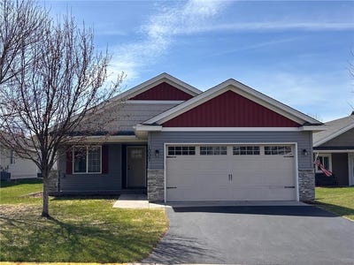 /international/us/1007-winsome-way-nw-isanti-mn-110107488961/