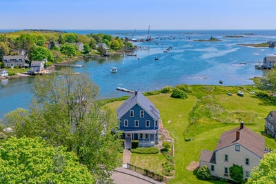 /international/us/7-pier-road-kennebunkport-me-110098318707/