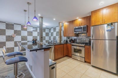 /international/us/1150-1190-w-st-george-c31c031-linden-city-nj-110120554714/