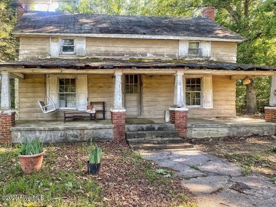 /international/us/1316-bowmantown-road-roxboro-nc-110100342638/