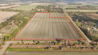 /international/us/195-carter-crabtree-road-east-palatka-fl-110109983783/