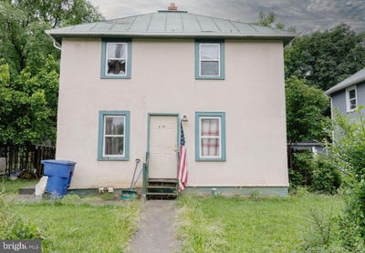 /international/us/305-prospect-front-royal-va-110106348101/