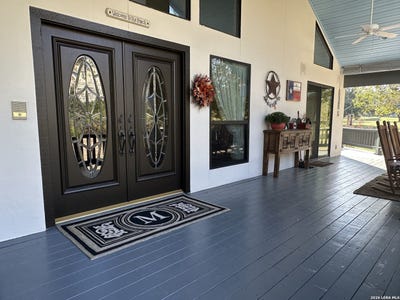 /international/us/122-cliffdwellers-path-boerne-tx-110108359322/
