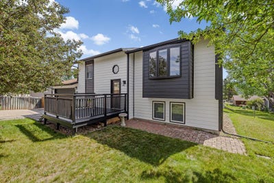 /international/us/3240-meadowbrook-drive-rapid-city-sd-110100982232/