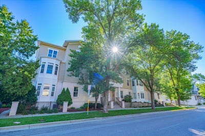 /international/us/201-n-blair-street-madison-wi-110101069883/
