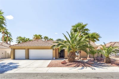 /international/us/7737-wedlock-lane-las-vegas-nv-110107990572/