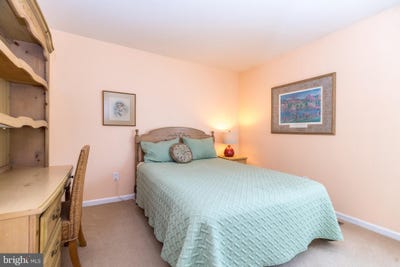 /international/us/1051-kingsdown-court-ambler-pa-110101455789/