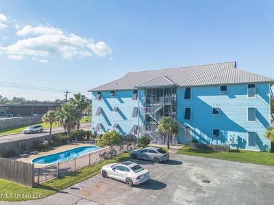/international/us/699-dunbar-avenue-bay-saint-louis-ms-110101423455/