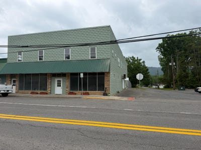 /international/us/526-nicholas-st-rupert-wv-110108874781/