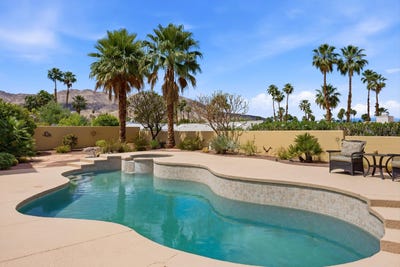 /international/us/73198-loma-vista-lane-palm-desert-ca-110107458235/