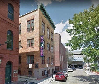 /international/us/5-dover-st-new-bedford-ma-110108906848/