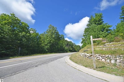 /international/us/lot-5-w-timber-view-trail-empire-mi-110100073853/