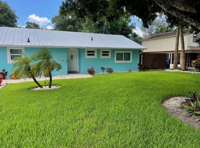 /international/us/1616-24th-avenue-vero-beach-fl-110108342155/