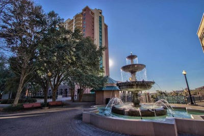 /international/us/300-s-duval-street-tallahassee-fl-110106272554/