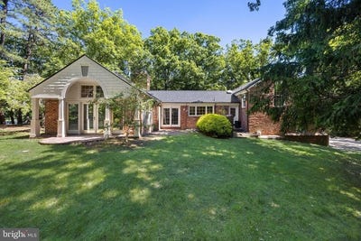 /international/us/7-e-centennial-drive-medford-nj-110108901751/