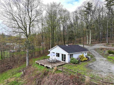 /international/us/534-gillingham-drive-newbury-nh-110107797757/