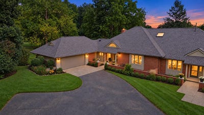 /international/us/3452-charlevoix-drive-se-grand-rapids-mi-110110325752/