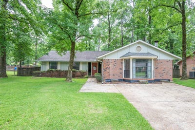 /international/us/603-sycamore-st-starkville-ms-110098086244/